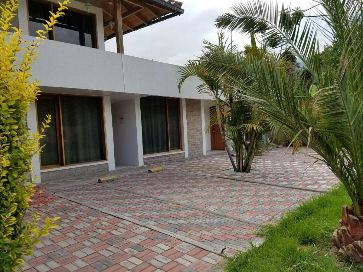 Bamboo Village Place Tumbaco 외부 사진